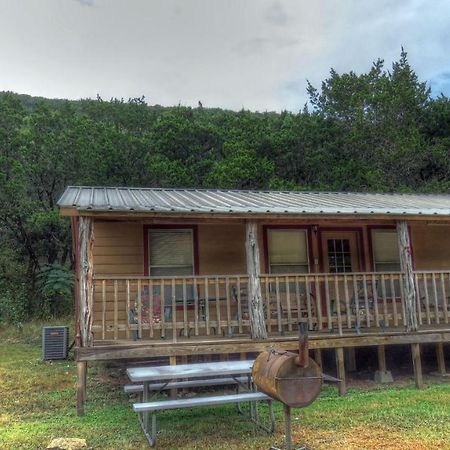 ホテルRiverstone Cabins Leakey エクステリア 写真